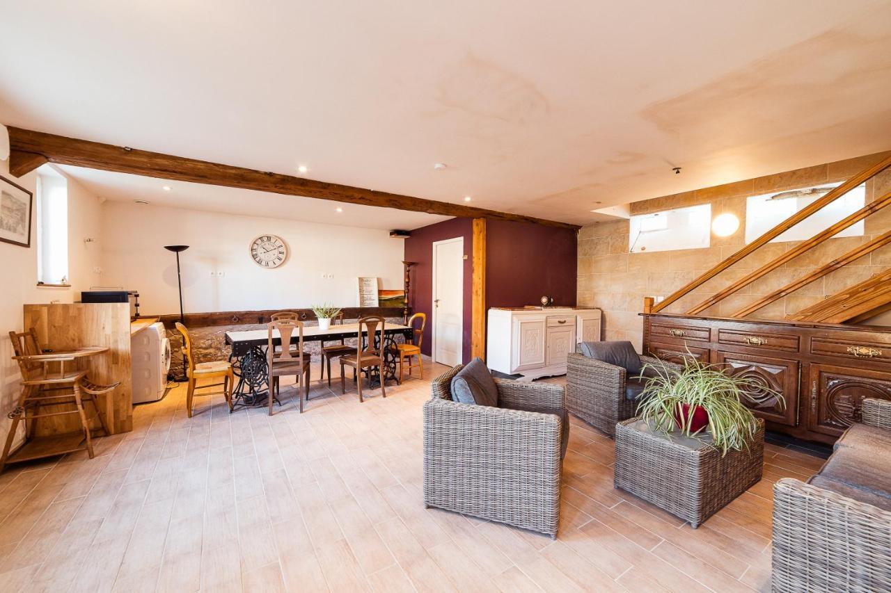 Maison Calme 14 Personnes, Piscine, Jardin Et Parking Buchères Екстериор снимка