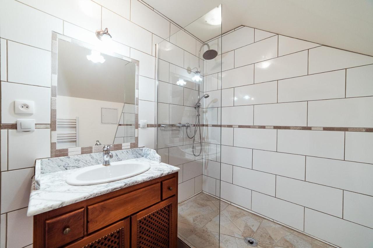 Maison Calme 14 Personnes, Piscine, Jardin Et Parking Buchères Екстериор снимка
