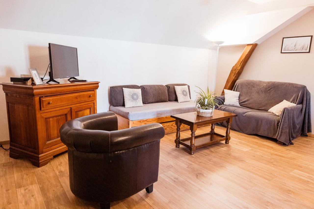 Maison Calme 14 Personnes, Piscine, Jardin Et Parking Buchères Екстериор снимка