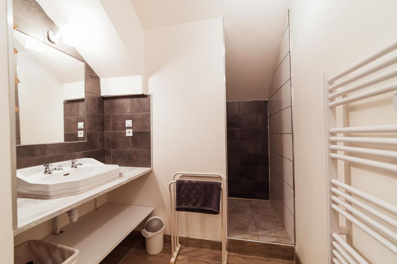 Maison Calme 14 Personnes, Piscine, Jardin Et Parking Buchères Екстериор снимка