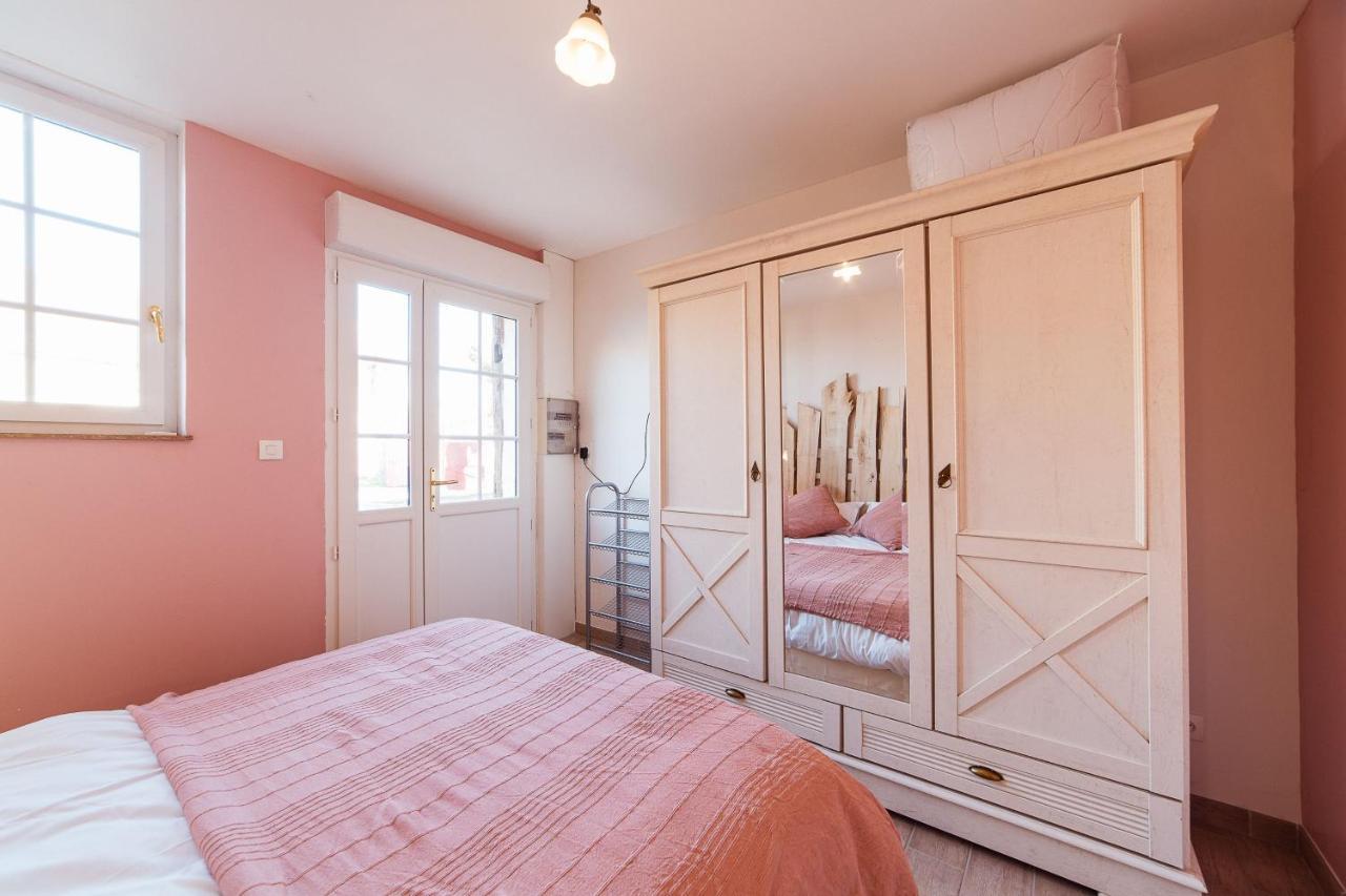 Maison Calme 14 Personnes, Piscine, Jardin Et Parking Buchères Екстериор снимка